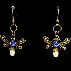 Ancient Royal Beauty Buzzing Bling Handcrafted Earrings